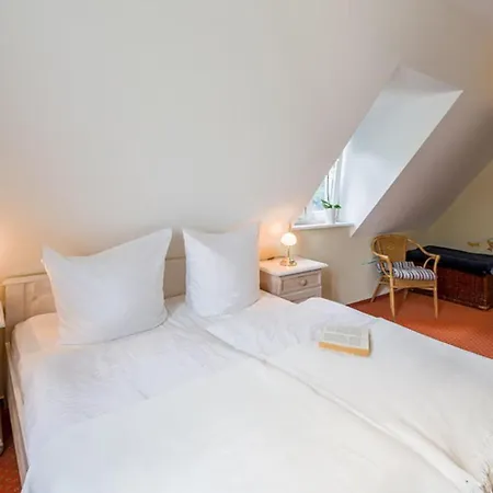 Seepferdchen, 11a, Haus Zingst 11a Дом отдыха Остзебад Нинхаген